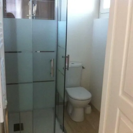 Apartment Joli 1 Personne, Avec Terrasse