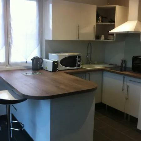 Joli 1 Personne, Avec Terrasse *