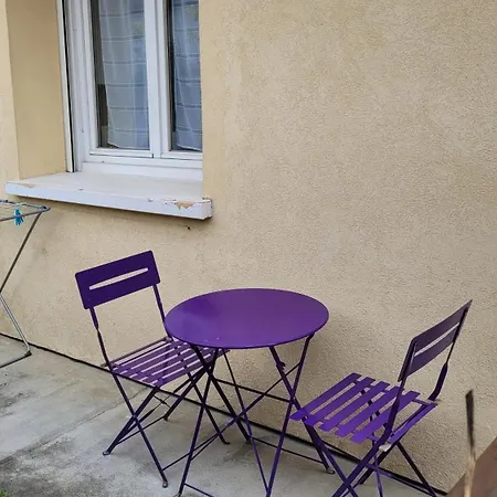 דירה Joli 1 Personne, Avec Terrasse טרבה